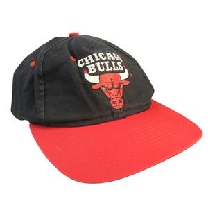 Vintage Logo 7 Chicago Bulls Snapback Hat